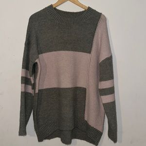 Grey Pink Large Ladies Pullover Sweater Longer In Back Crew Neck Geometric Patte